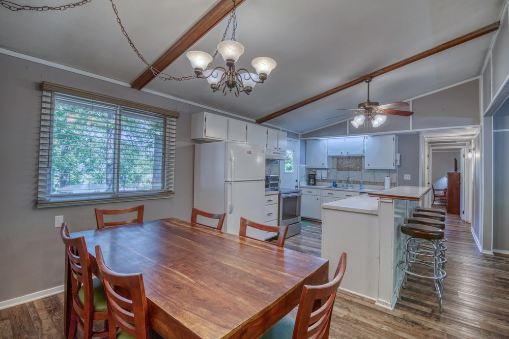 Cabin 15 Gallery 8-min