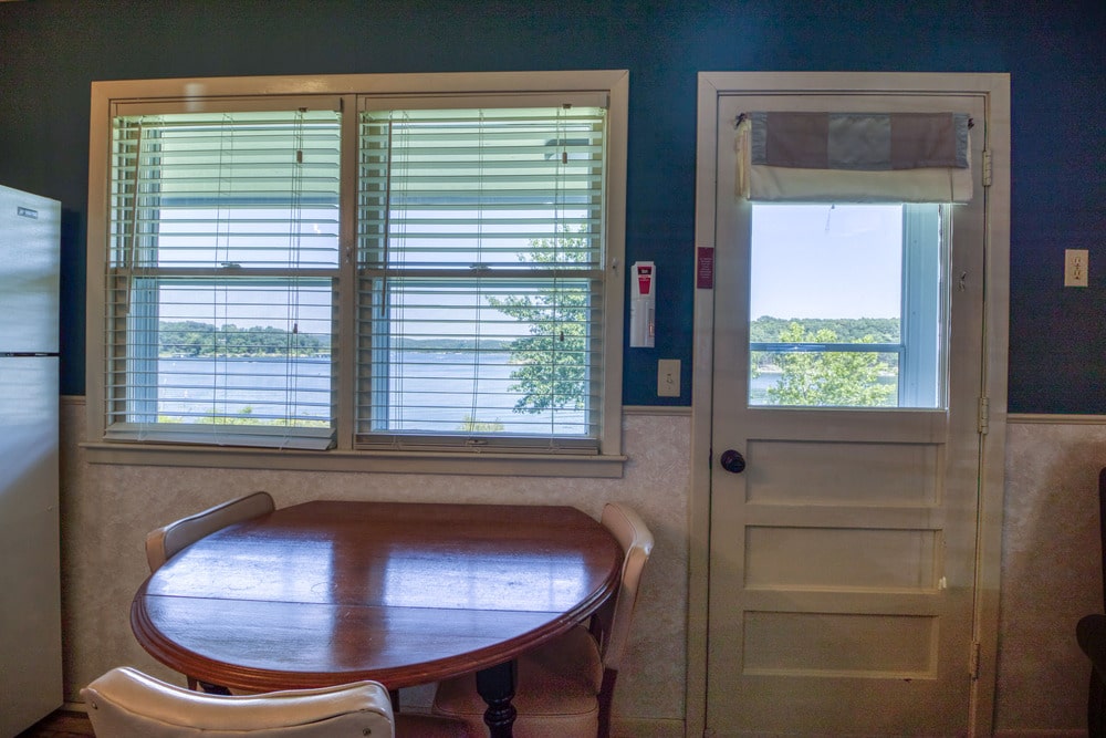 Cabin 2 Gallery 6-min