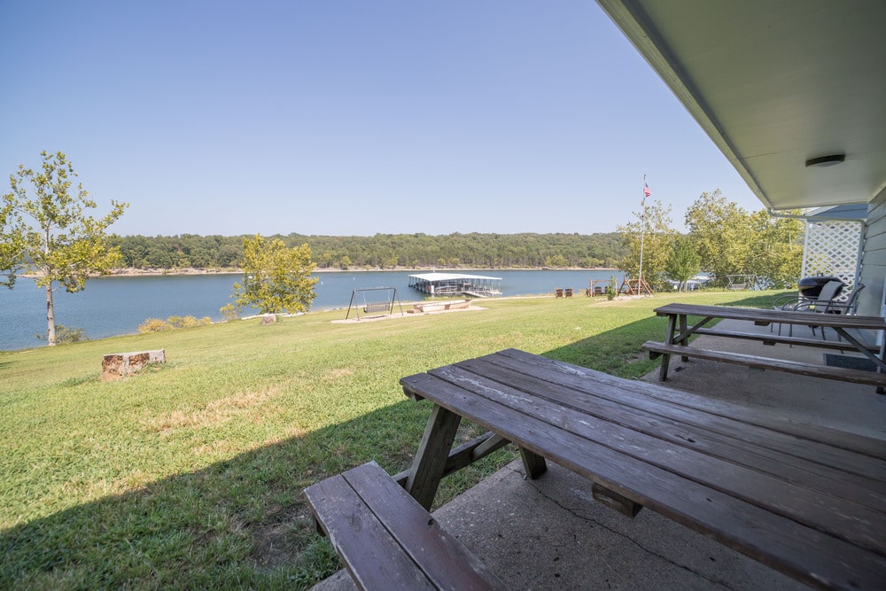 Cabin 3 Gallery 6-min