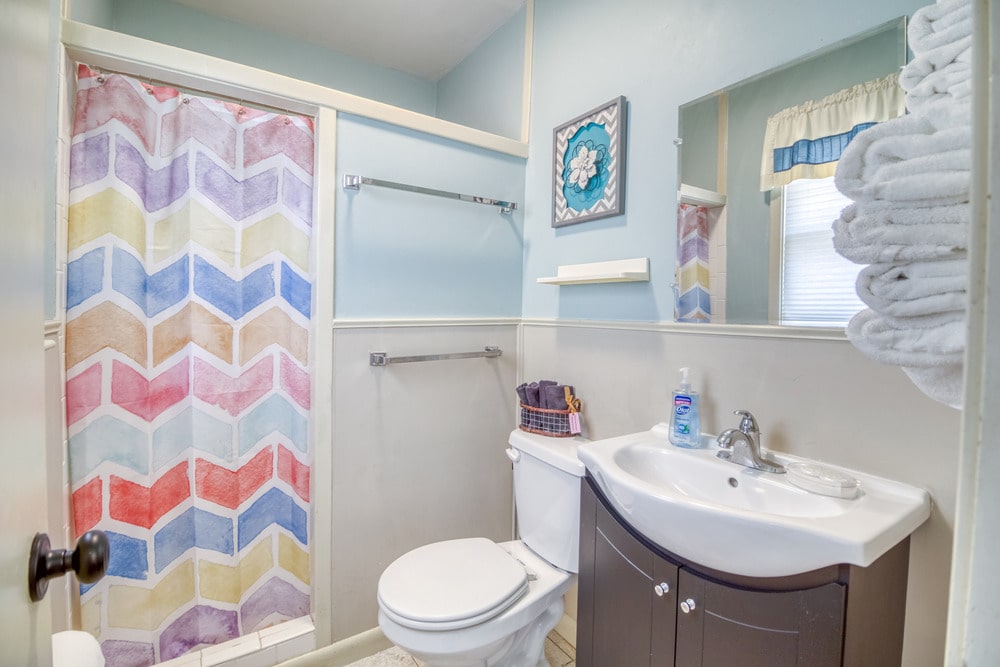 Cabin 4 Gallery 1-min