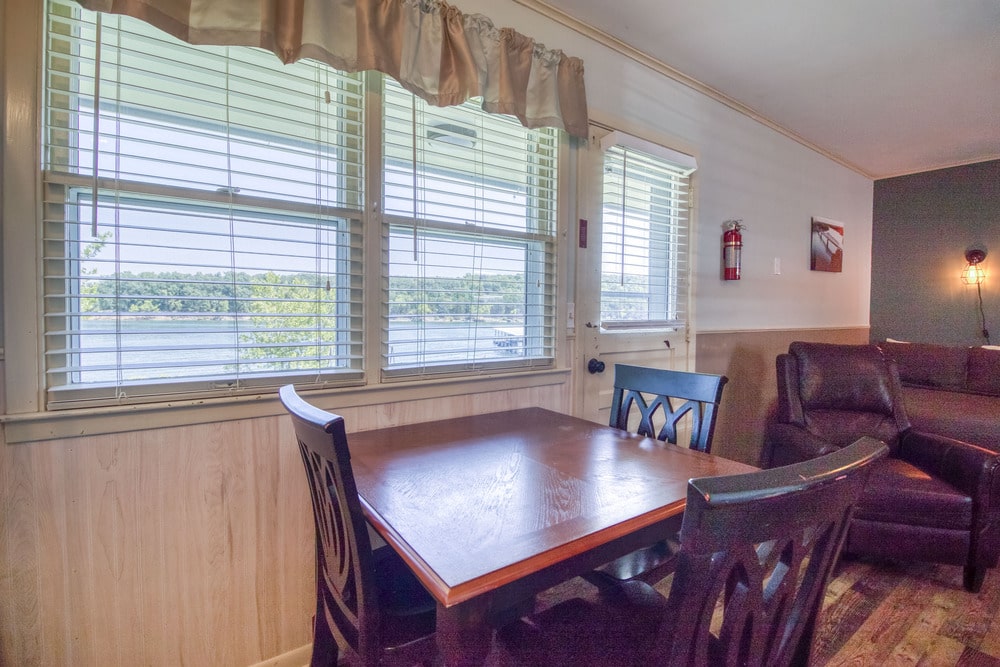 Cabin 4 Gallery 6-min