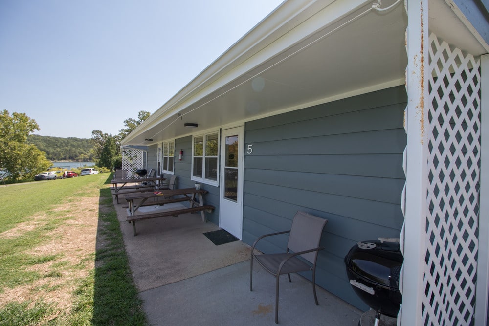 Cabin 5 Gallery 7-min