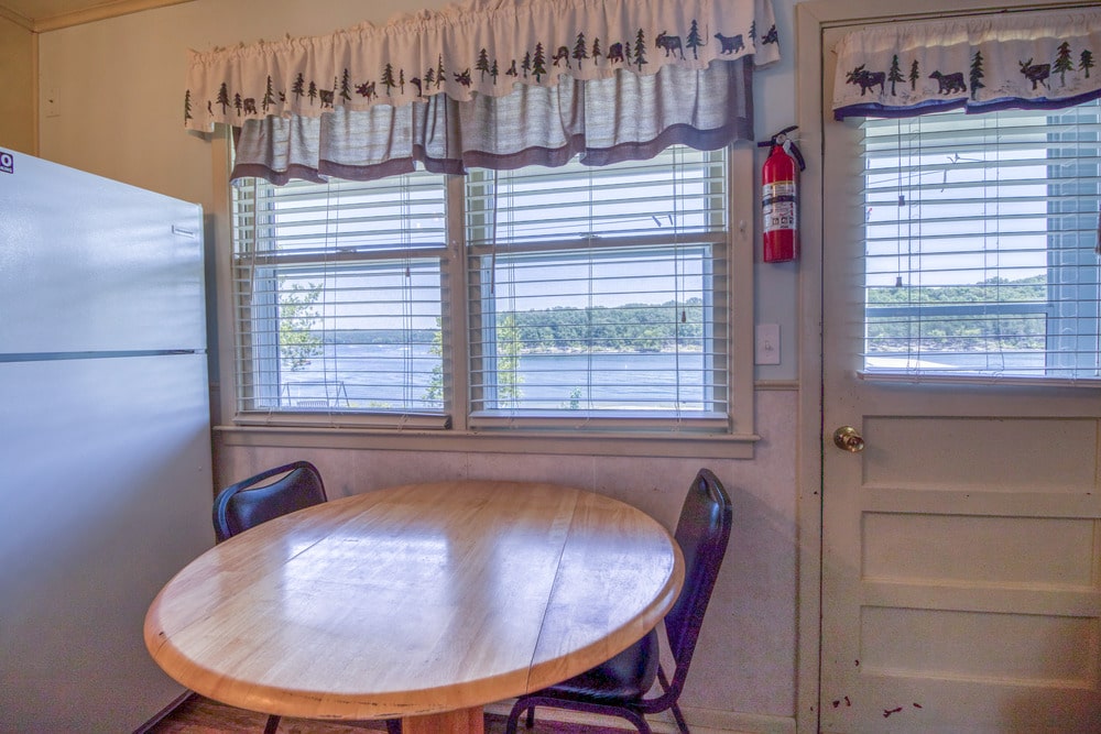 Cabin 6 Gallery 5-min