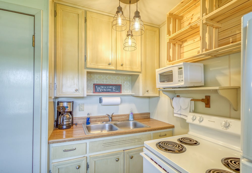 Cabin 8 Gallery 6-min