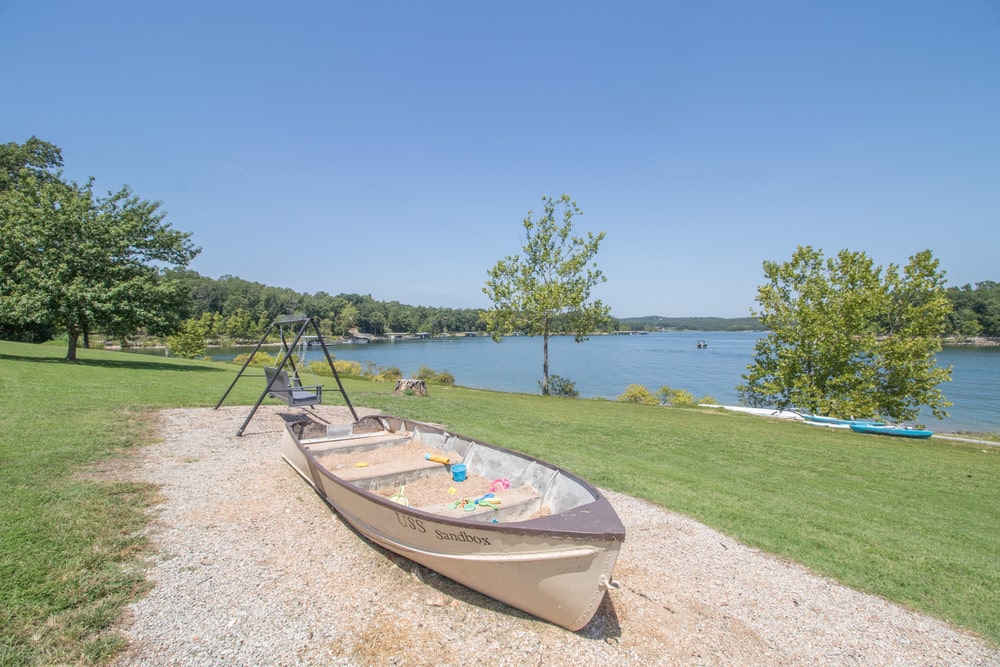 Cabin 8 Gallery 8-min