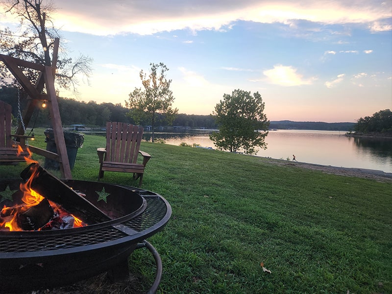 FIRE PIT Nothing better than s’mores by the fire with family and friends.