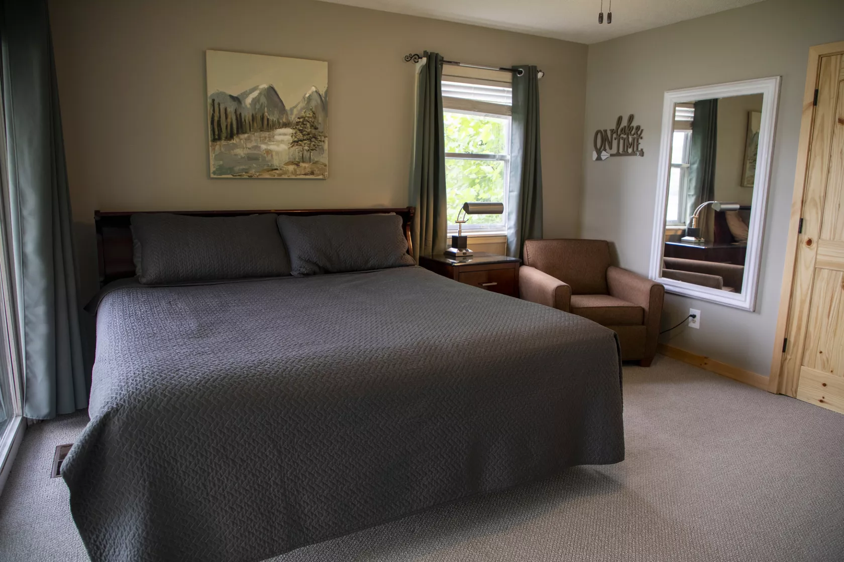 bed1-2-of-7-6a16a1d8205b6